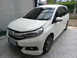DP Rendah  9JT Honda Mobilio 1.5 E Bensin-AT 2021 Putih