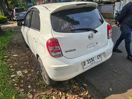 Nissan March 2013 Bensin