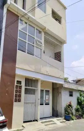 Rumah Kost Murah 10 Kmr Area Jl Gajayana Dinoyo Dekat Kampus Brawijaya