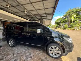 Mitsubishi Delica 2.0 AT Royal