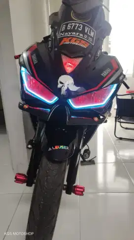 Yamaha R25 good look. Good condition