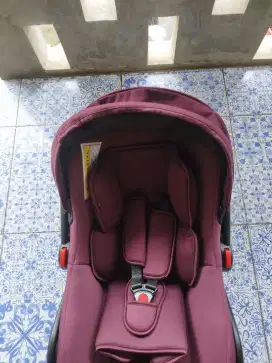Car seat  merah baru