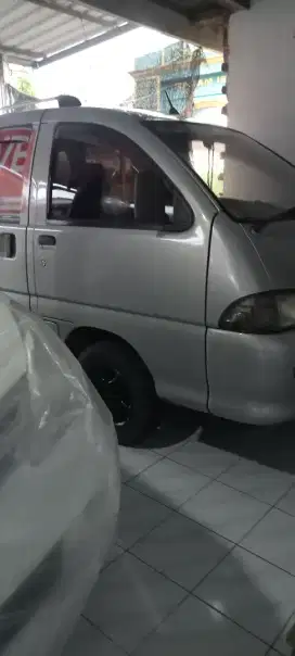 Kurir angkutan barang