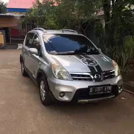 Nissan Livina 2009 Bensin