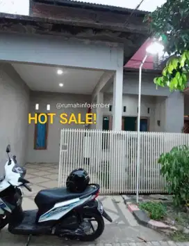 Rumah 2 lantai di Perumahan Dharma Alam Jember