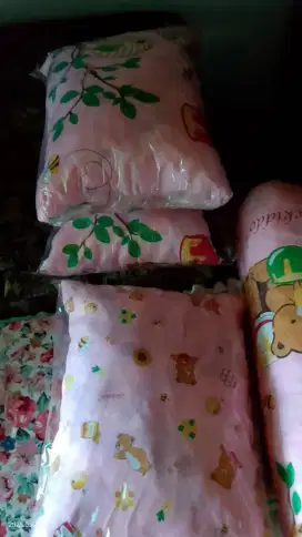 bantal empuk tidur isi bussa