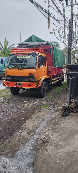 Mitsubishi Fuso 2001