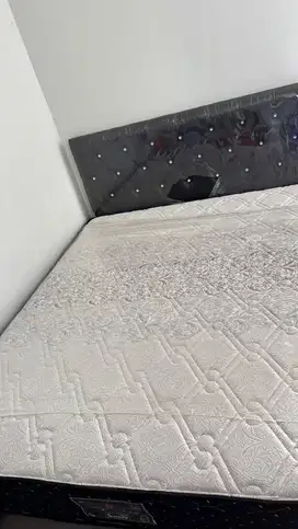 Di jual kasur dan dipan 160x200 beli 1 gratis 2