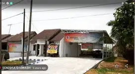 Operator cuci steam mobil dan motor