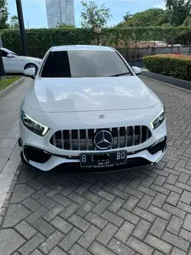Mercedes Benz A200 2022 - Turbo Elegan, Siap Pakai!
