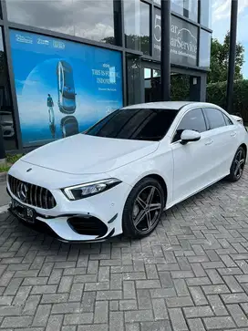 Mercedes Benz A200 2022 - Turbo Elegan, Siap Pakai!