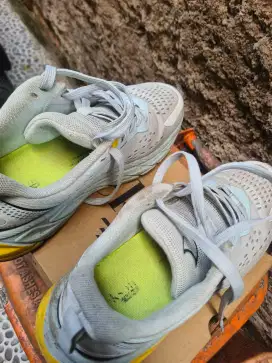 Sepatu running/joggging/walking second ori