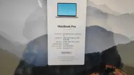 Macbook pro Touchbar i7