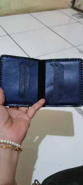 dompet lipat kulit asli warna biru navy