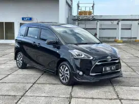 Sienta Q AT #KM Rendah