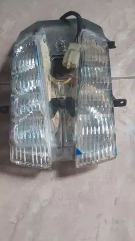 banda nmax dan lampu belakang pulsar