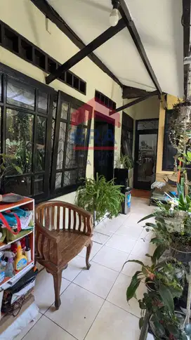 Dijual Rumah di Jalan Emas Purwantoro Malang