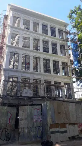 Lux Office Sederet Dengan Gandaria City, Jl KH Moh Syafi'i Hadzami