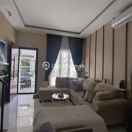 DIJUAL VILLA JALAN FLAMBOYAN RAYA TAMAN ASOKA ASRI (HANNY)