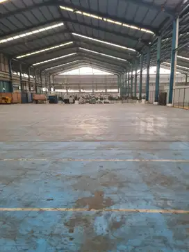 Disewakan Gudang 5800m² + Loading Dock 8 pintu dan ready