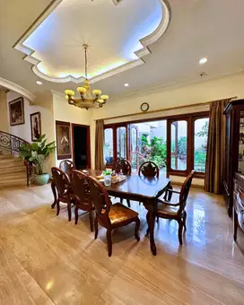 RUMAH MENTENG, JAKARTA PUSAT, LT.527/LB.700. 4KT. SHM. Harga 60M