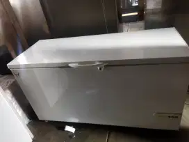 Freezer Box GEA 610L Eks Resto