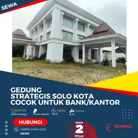 Gedung Strategis Cocok untuk Bank atau Kantor