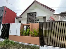 Rumah Siap Huni di Ngemplak, Sleman. Lokasi Pedesaan Dekat Pusat Kota