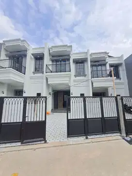 Rumah Dijual 2 Lantai Dekat GOR Kota Depok GDC