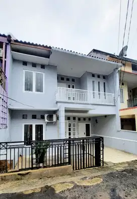 Rumah Cluster Jatipadang pejaten 4 kmr 80jt/thn