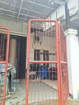 Dijual rumah + workshop  Hitung tanah Medokan Asri Tengah Rungkut SBY