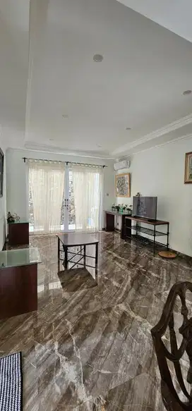 Dijual / Disewakan Rumah mewah di taman himalaya