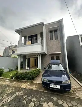 Rumah disewakan