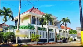 Rumah Kos Plus Kolam Renang Suhat Malang