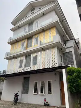 DIJUAL KOSTAN BINONG 4 LANTAI KOST AKTIF FURNISHED HARGA NEGO
