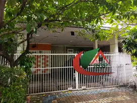 Dijual rumah Asri secound Boulevard Citra Gran Semi Furnish