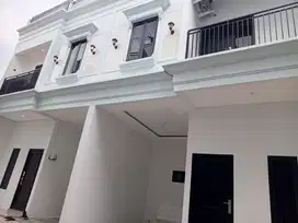 Jual Rumah Cluster 2 Lantai murah Akses mobil Pasar minggu Jaksel SHM