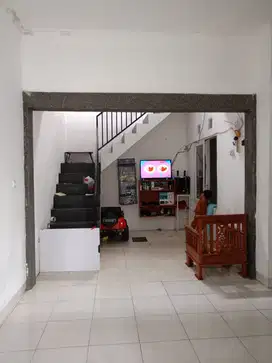 DIJUAL RUMAH 1.5 LANTAI DI KOMPLEK D'AMERTA CIGANITRI BANDUNG