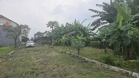Tanah Kavling Siap Bangun di Cluster Dekat Solo Baru