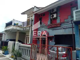 Dijual Rumah 2 Lantai di Perumnas Telukjambe Karawang, Sudah SHM