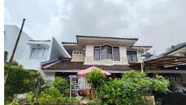 Rumah Mewah Siap Huni Kawasan Riverpark Dekat Trans Snow World Bintaro