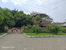 Rumah mewah tanah luas puri anjasmoro dekat BANDARA