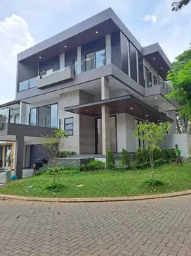 Jual Rumah Mewah Green Cove BSD posisi Hoek Bangun Mandiri Brandnew