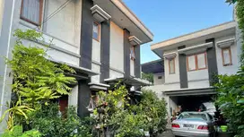 Dijual Rumah Mewah Di Kemang Selatan Posisi Hook, Jakarta Selatan