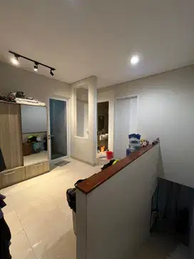 Rumah cantik bsd sudah renov full bangunan