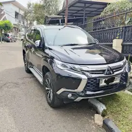 Pajero dakar ultimate 2019 Hitam