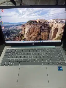 Bu jual HP Pavilion 14 EP0018TU i7Gen13 16gb/512gb