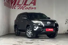TOYOTA FORTUNER VRZ 4X4 A/T 2020 Hitam