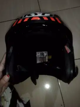 Jual helm kyt bekas