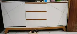 Meja / lemari / rak tv serbaguna